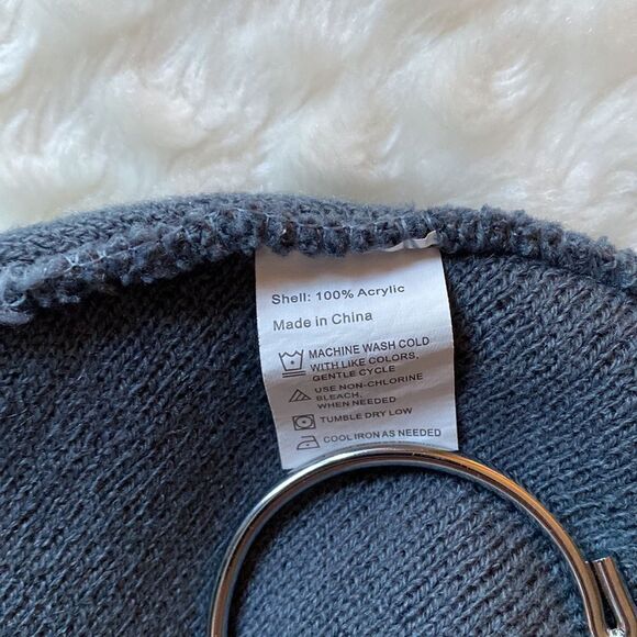 All in Motion knit Hat for Men - Picture 2 of 3